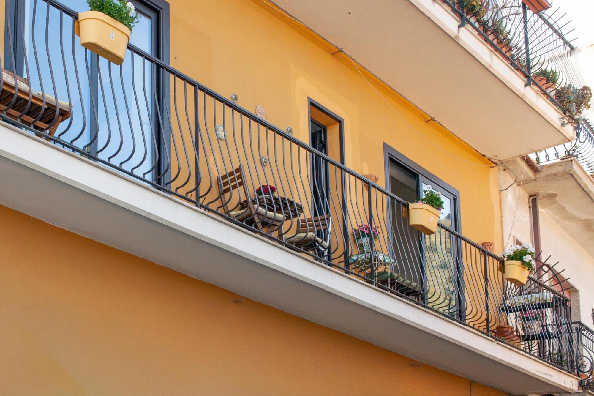 La Casa Gialla Taormina Exterior foto